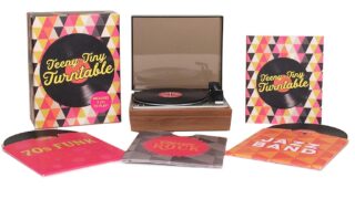 Teeny-Tiny Turntable: Includes 3 Mini-LPs to Play! (RP Minis)